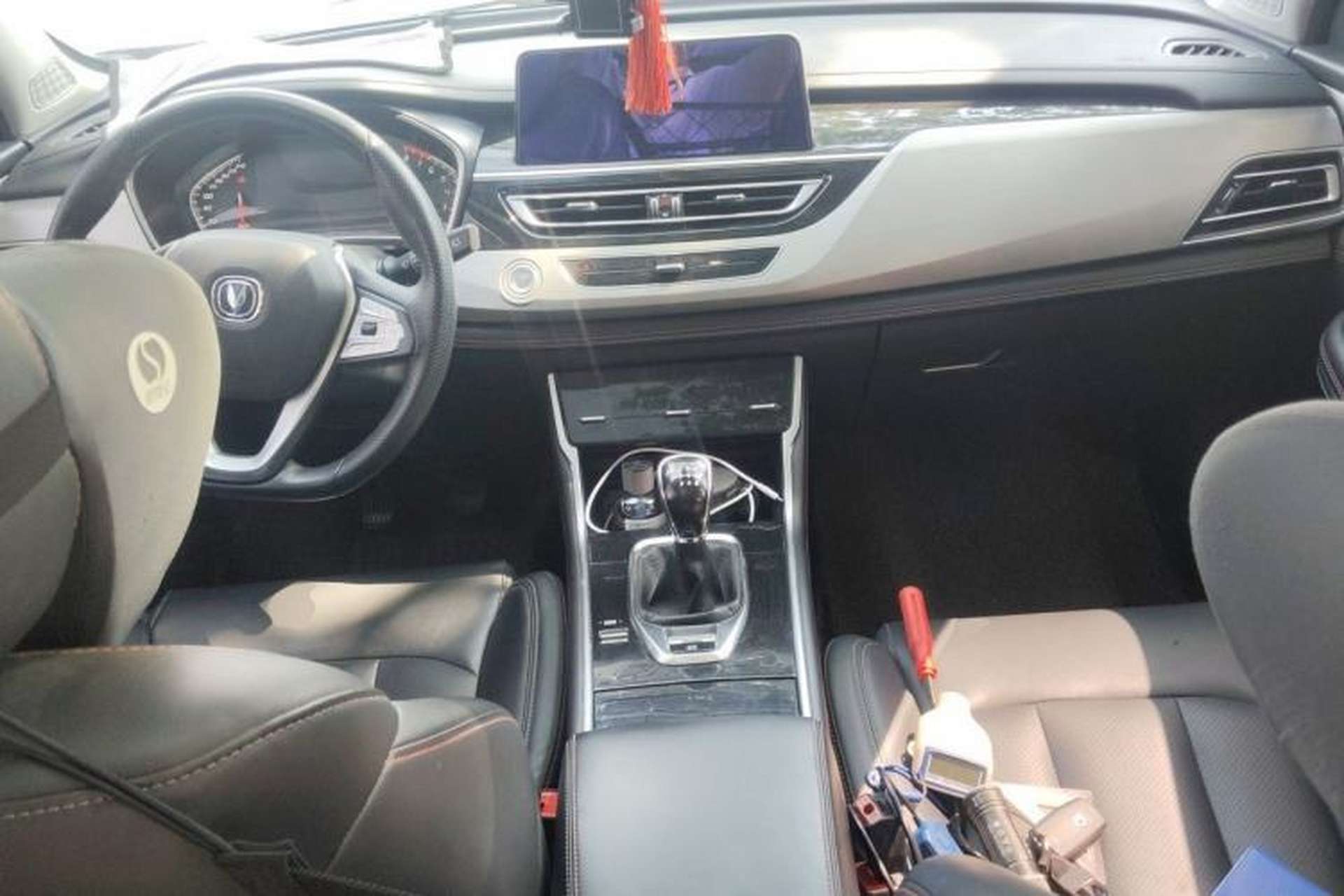 Used CHANGAN CS75 2020 280T Manual Elite Version China VI Center Console