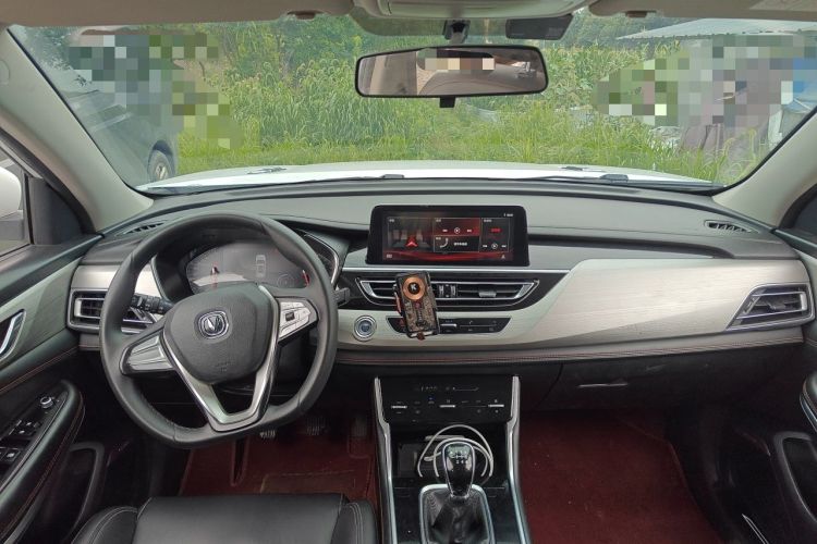 Used CHANGAN CS75 2020 280T Manual Elite Version China VI Standard Center Console