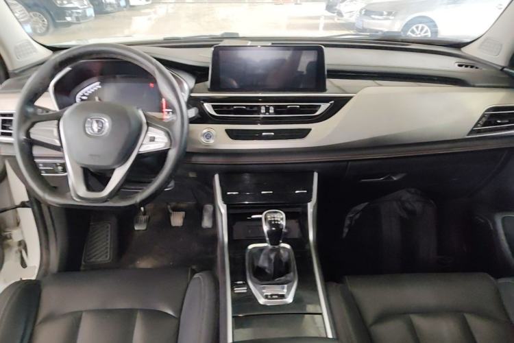 Used CHANGAN CS75 2020 280T Manual Smart Edition China VI Standard Center Console