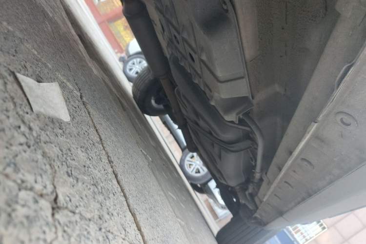 Used CHANGAN CS75 2020 280T Manual Elite Version China VI Standard Chassis Front Left