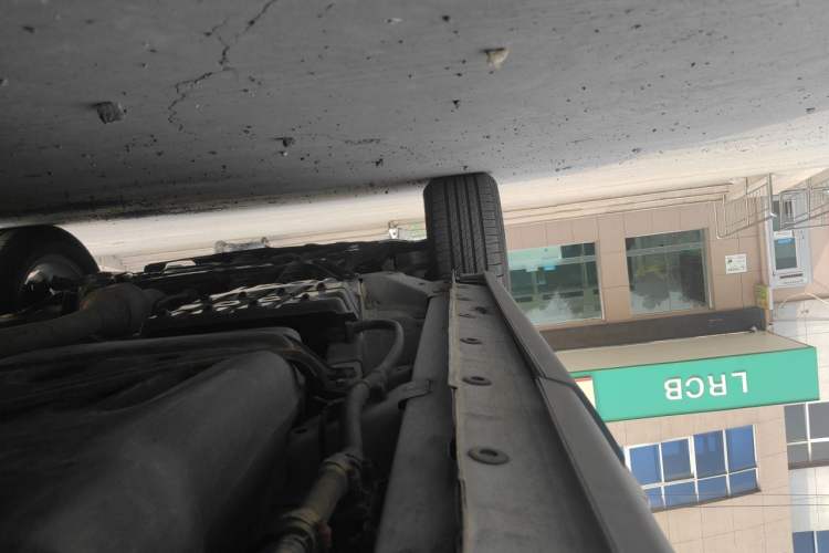 Used CHANGAN CS75 2020 280T Manual Smart Edition China VI Standard Chassis Rear Left