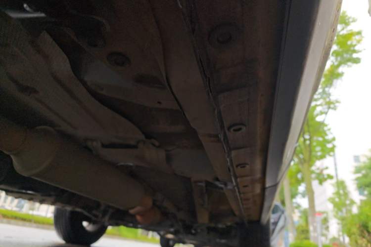 Used CHANGAN CS75 2020 280T Manual Elite Version China VI Standard Chassis Rear Right
