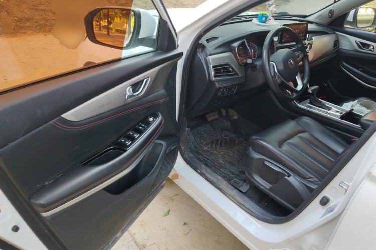 Used CHANGAN CS75 2020 280T Automatic Smart Edition China VI Standard Driver Seat