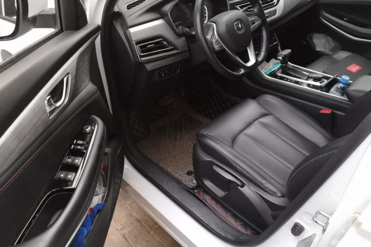 Used CHANGAN CS75 2020 280T Automatic Smart Edition China VI Standard Driver Seat