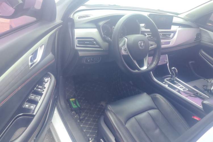 Used CHANGAN CS75 2020 280T Automatic Smart Edition China VI Driver Seat