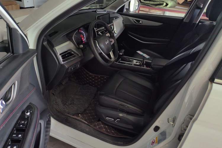 Used CHANGAN CS75 2020 280T DCT Luxury Version China VI Standard Driver Seat