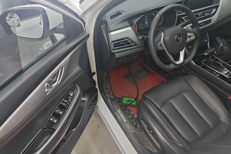 Used CHANGAN CS75 2020 280T DCT Luxury Version China VI Standard Driver Seat