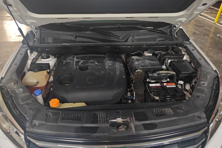 Used CHANGAN CS75 2020 280T DCT Luxury Version China VI Standard Engine Bay