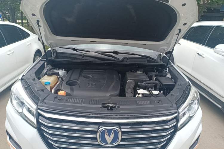 Used CHANGAN CS75 2020 280T Automatic Smart Edition China VI Engine Bay