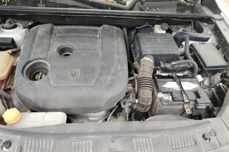Used CHANGAN CS75 2020 280T DCT Luxury Version China VI Standard Engine Bay
