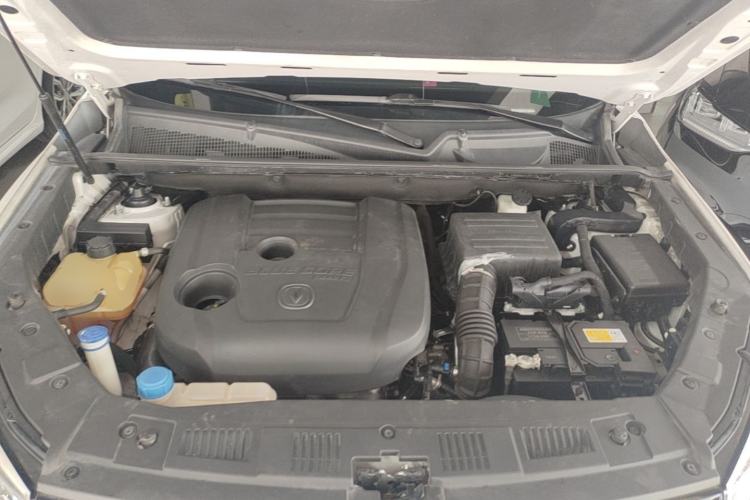 Used CHANGAN CS75 2020 280T DCT Luxury Version China VI Standard Engine Bay