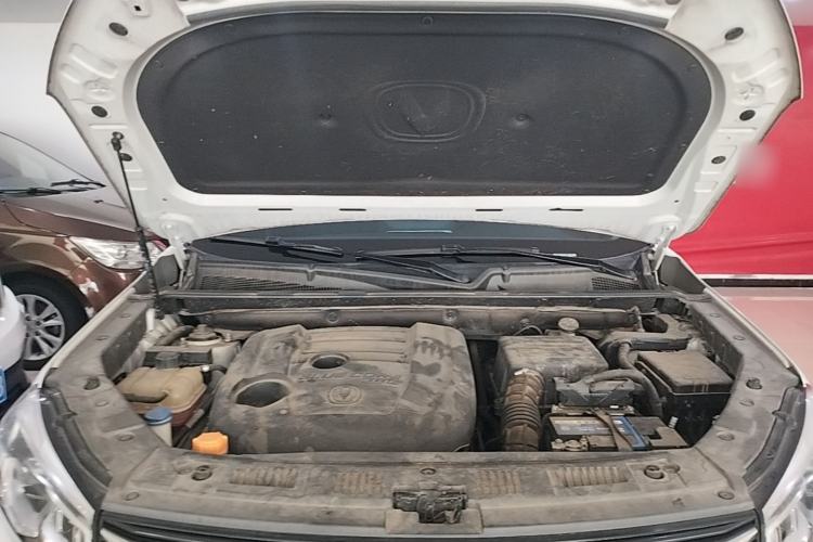 Used CHANGAN CS75 2020 280T DCT Luxury Version China VI Standard Engine Bay