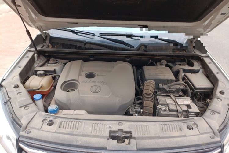 Used CHANGAN CS75 2020 280T DCT Luxury Version China VI Standard Engine Bay