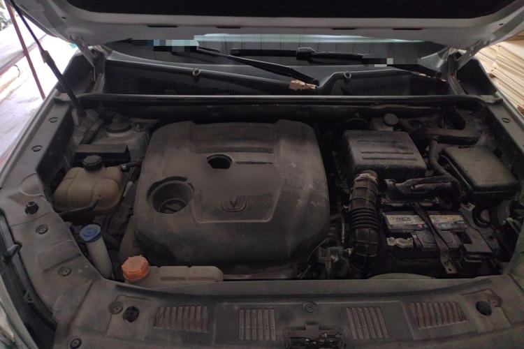 Used CHANGAN CS75 2020 280T DCT Luxury Version China VI Standard Engine Bay