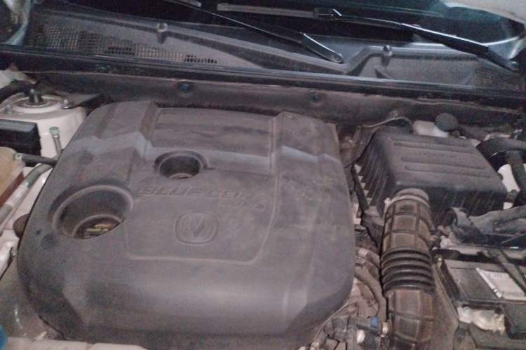 Used CHANGAN CS75 2020 280T Manual Elite Version China VI Engine Bay