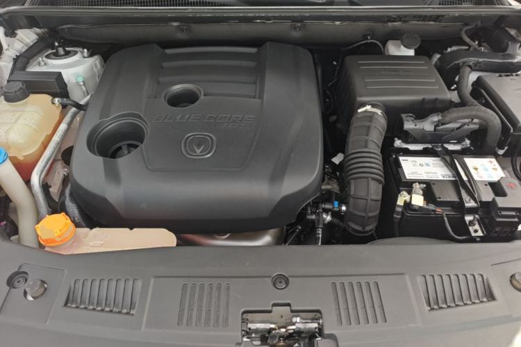 Used CHANGAN CS75 2020 280T Automatic Smart Edition China VI Engine Bay
