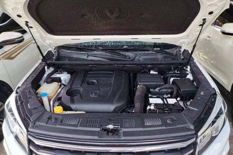 Used CHANGAN CS75 2020 280T Automatic Smart Edition China VI Engine Bay