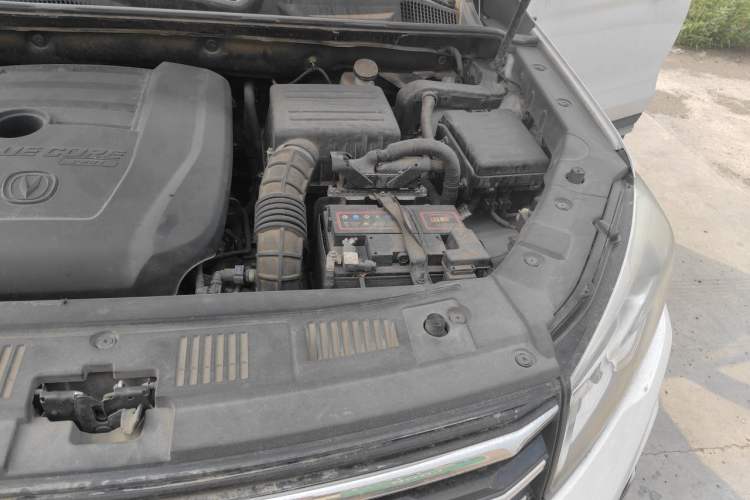 Used CHANGAN CS75 2020 280T Manual Smart Edition China VI Standard Engine Bay Left