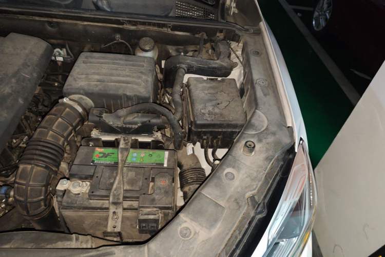 Used CHANGAN CS75 2020 280T DCT Luxury Model China VI Standard Engine Bay Left
