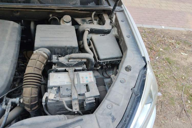 Used CHANGAN CS75 2020 280T Automatic Smart Edition China VI Standard Engine Bay Left