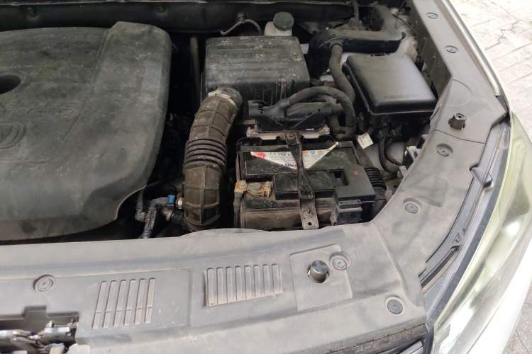 Used CHANGAN CS75 2020 280T DCT Luxury Version China VI Standard Engine Bay Left