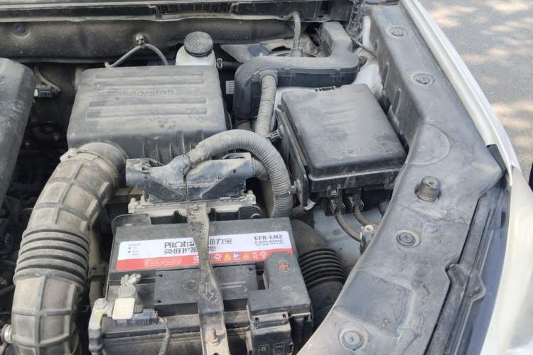 Used CHANGAN CS75 2020 280T Manual Elite Version China VI Engine Bay Left