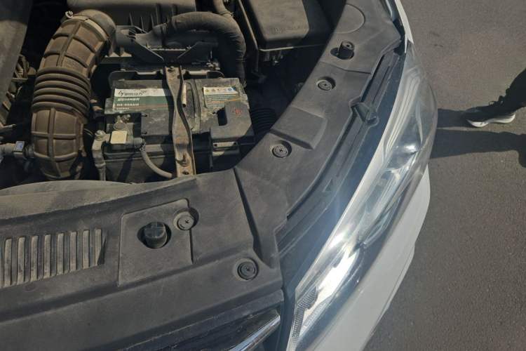 Used CHANGAN CS75 2020 280T Automatic Smart Edition China VI Engine Bay Left