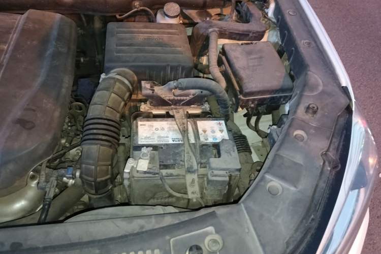 Used CHANGAN CS75 2020 280T Manual Elite Version China VI Engine Bay Left