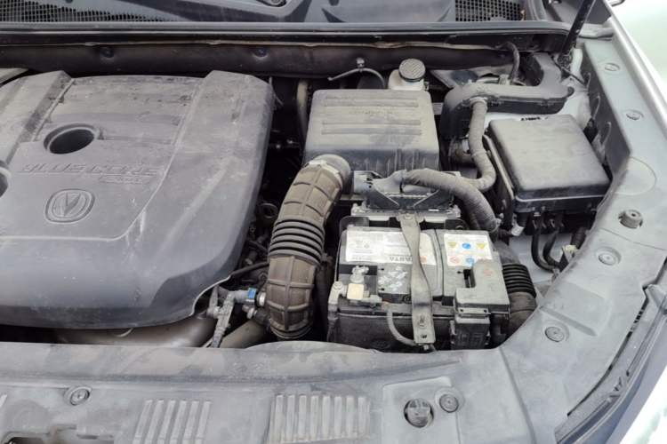 Used CHANGAN CS75 2020 280T Manual Elite Version China VI Engine Bay Left
