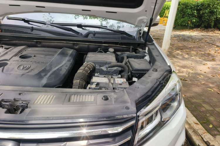 Used CHANGAN CS75 2020 280T Automatic Smart Edition China VI Engine Bay Left