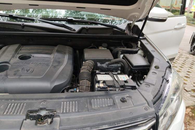 Used CHANGAN CS75 2020 280T Automatic Smart Edition China VI Engine Bay Left