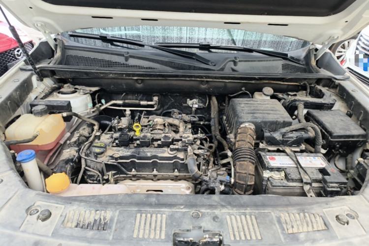Used CHANGAN CS75 2020 280T DCT Luxury Model China VI Standard Engine Bay