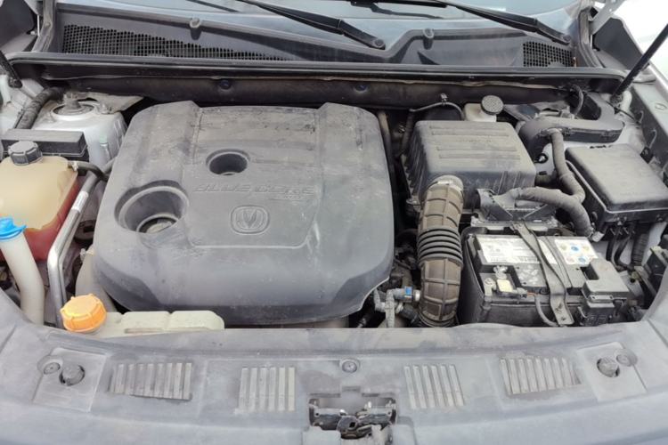 Used CHANGAN CS75 2020 280T Manual Elite Version China VI Engine Bay