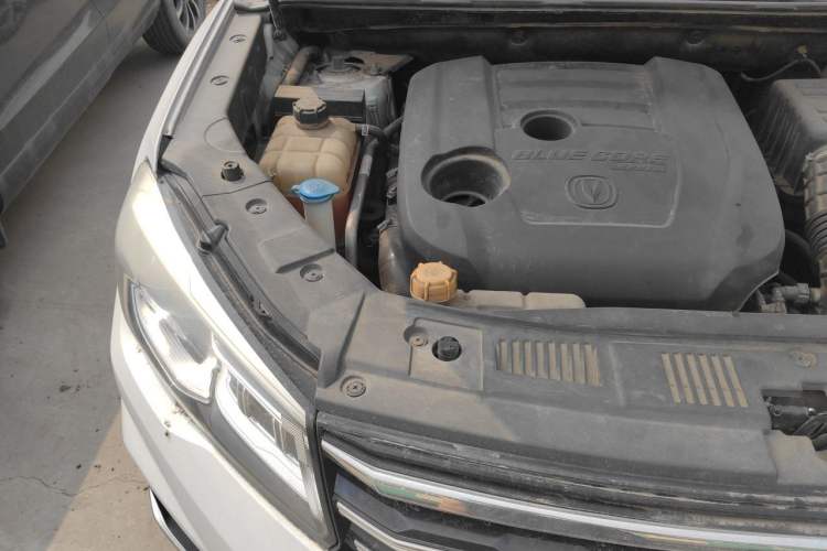Used CHANGAN CS75 2020 280T Manual Smart Edition China VI Standard Engine Bay Right