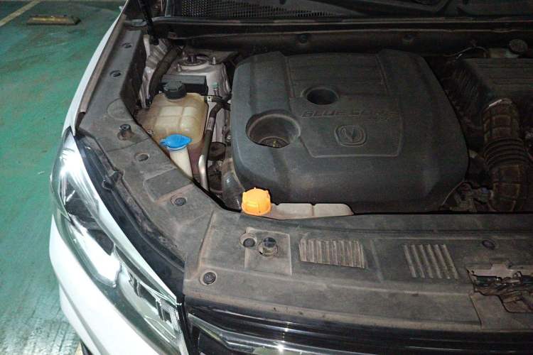 Used CHANGAN CS75 2020 280T Automatic Smart Edition China VI Engine Bay Right