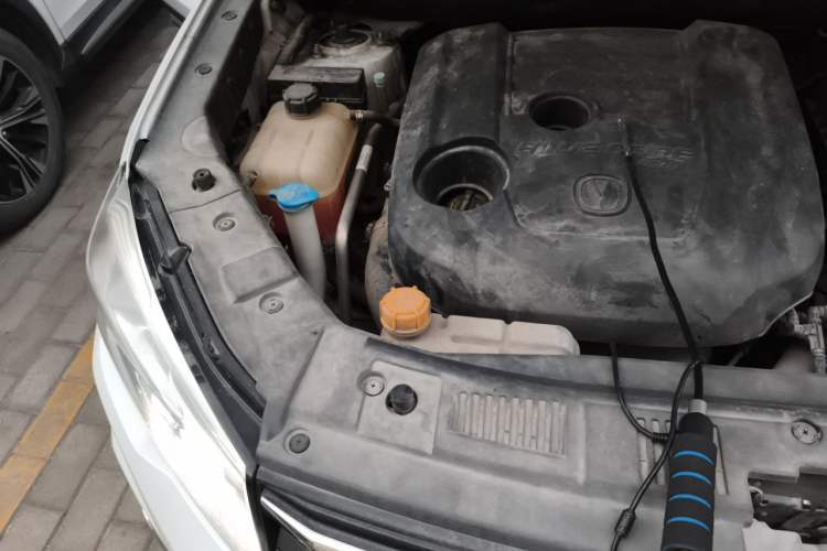 Used CHANGAN CS75 2020 280T Automatic Smart Edition China VI Standard Engine Bay Right