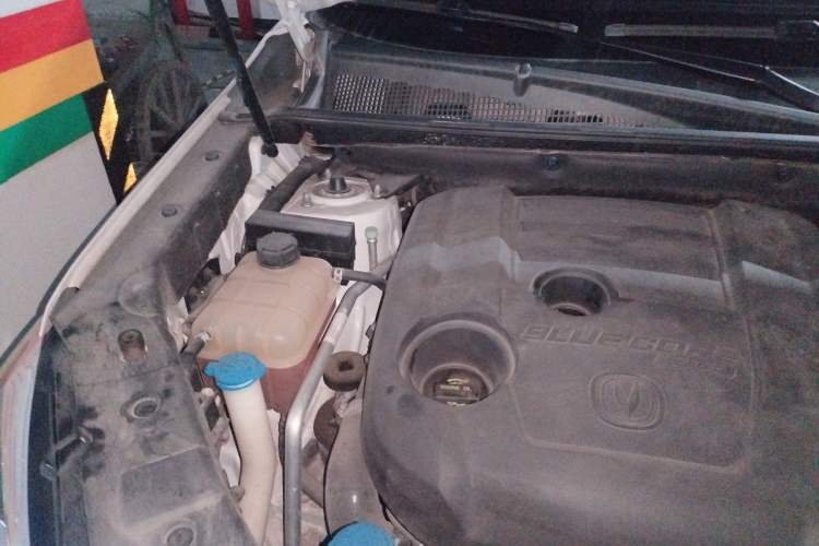 Used CHANGAN CS75 2020 280T Manual Elite Version China VI Engine Bay Right