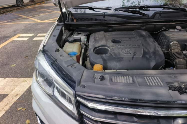 Used CHANGAN CS75 2020 280T Automatic Smart Edition China VI Engine Bay Right