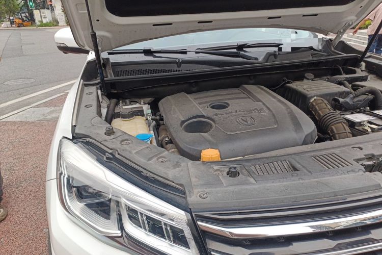Used CHANGAN CS75 2020 280T Automatic Smart Edition China VI Engine Bay Right