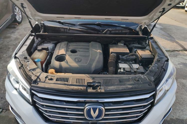 Used CHANGAN CS75 2020 280T Automatic Smart Edition China VI Engine Bay
