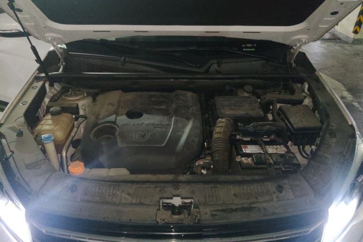Used CHANGAN CS75 2020 280T Manual Elite Version China VI Standard Engine Bay