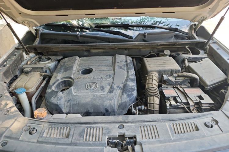 Used CHANGAN CS75 2020 280T Automatic Smart Edition China VI Standard Engine Bay