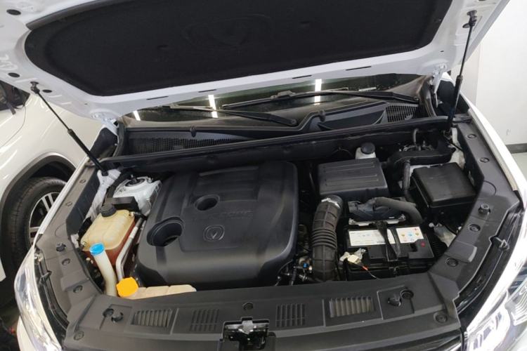 Used CHANGAN CS75 2020 280T Automatic Smart Edition China VI Engine Bay
