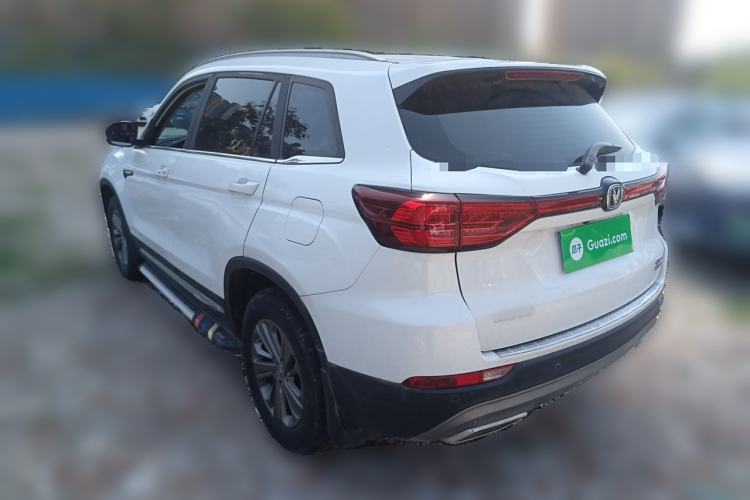 Used CHANGAN CS75 2020 280T DCT Luxury Model China VI Standard Exterior 3