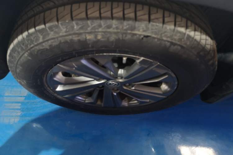 Used CHANGAN CS75 2020 280T DCT Luxury Model China VI Standard Exterior 4