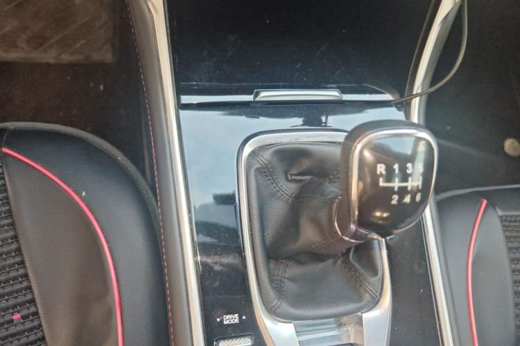 Used CHANGAN CS75 2020 280T Manual Elite Version China VI Standard Gear Lever