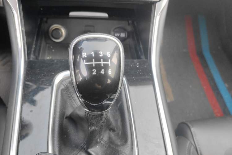 Used CHANGAN CS75 2020 280T Manual Smart Edition China VI Standard Gear Lever