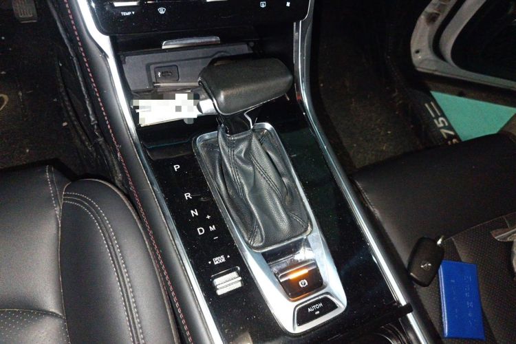Used CHANGAN CS75 2020 280T Automatic Smart Edition China VI Gear Lever