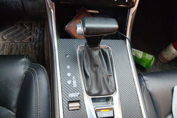 Used CHANGAN CS75 2020 280T Automatic Smart Edition China VI Standard Gear Lever