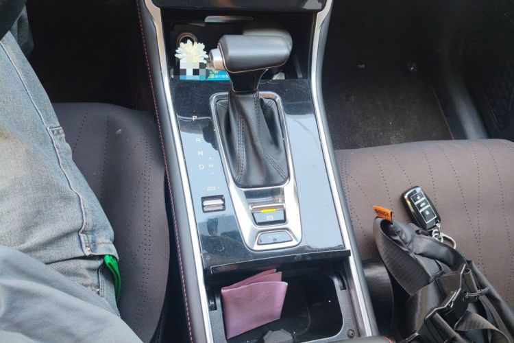 Used CHANGAN CS75 2020 280T Automatic Smart Edition China VI Standard Gear Lever